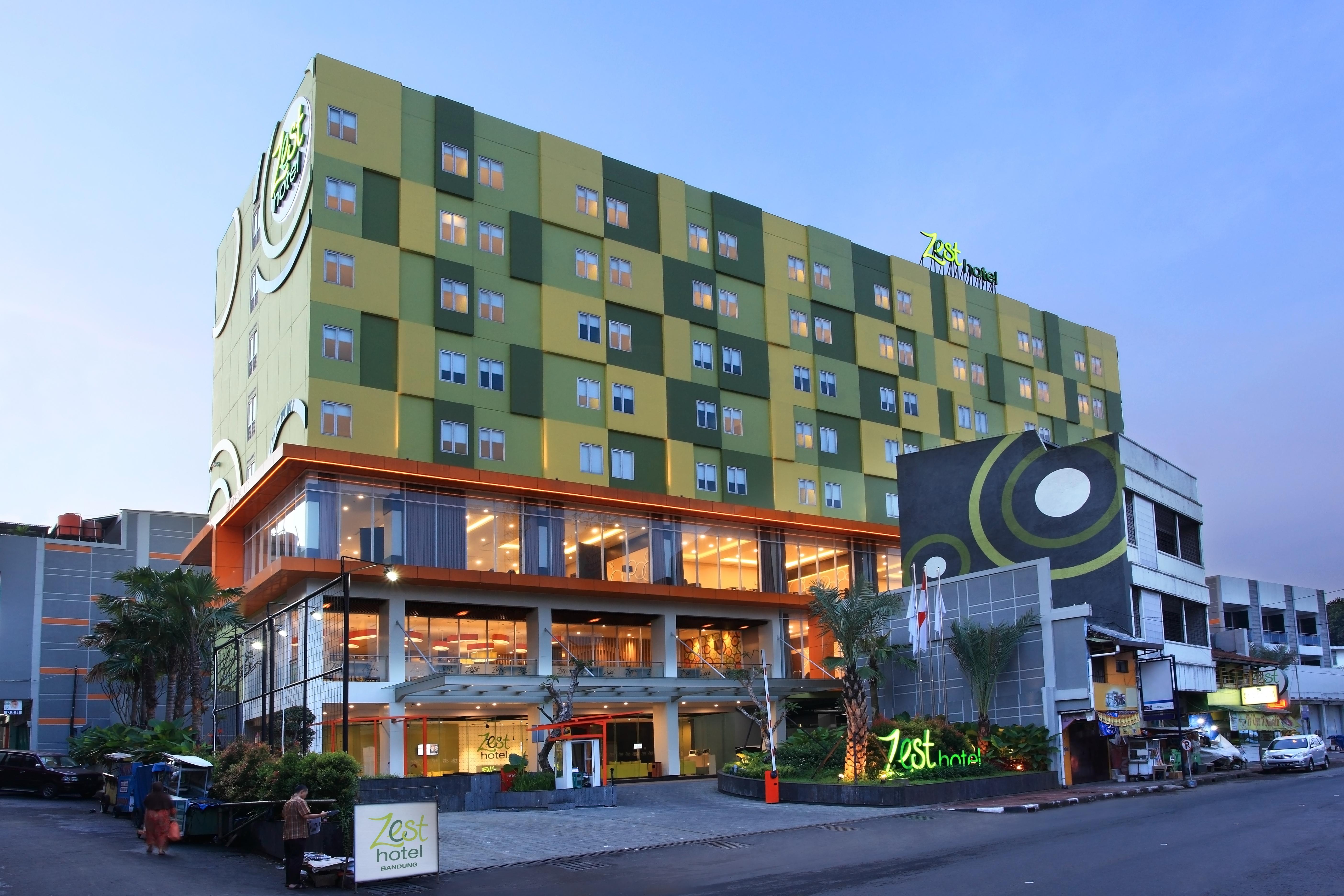 Zest Sukajadi Bandung By Swiss-Belhotel International Exterior foto